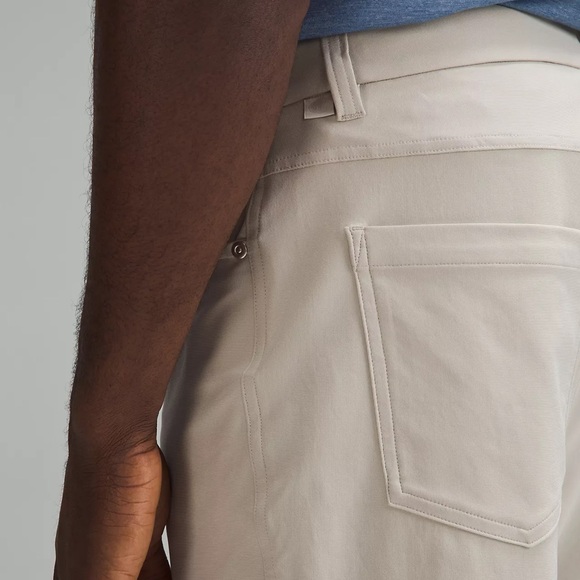 Lululemon Men’s ABC Classic Fit 5 Pocket Pant 30”L Size 34 pristine hardly used - Picture 2 of 9